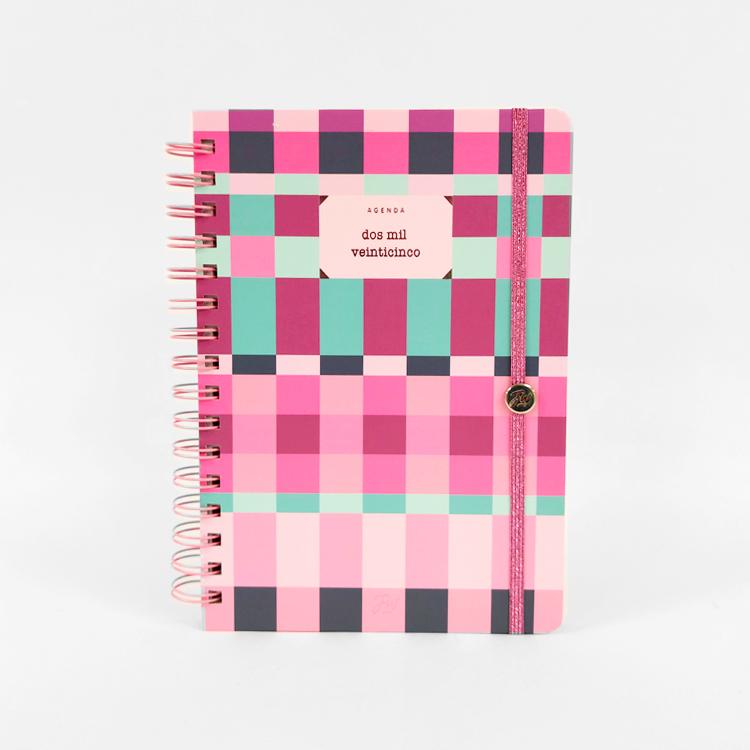 Agenda FW 2025 Pink Cuadros 15x21 cm Semanal Espiralada ARt.999999